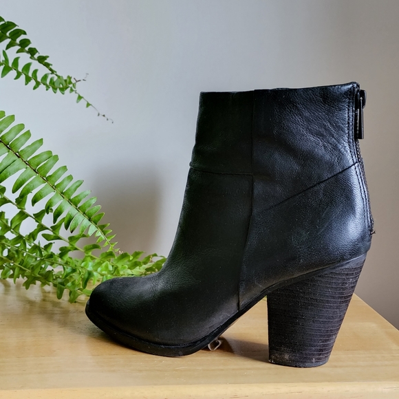 Arturo Caing Hadley Leather Boots - Picture 3 of 14